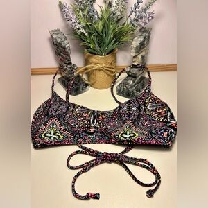 🔥Hollister V-neck Bikini Top, XS